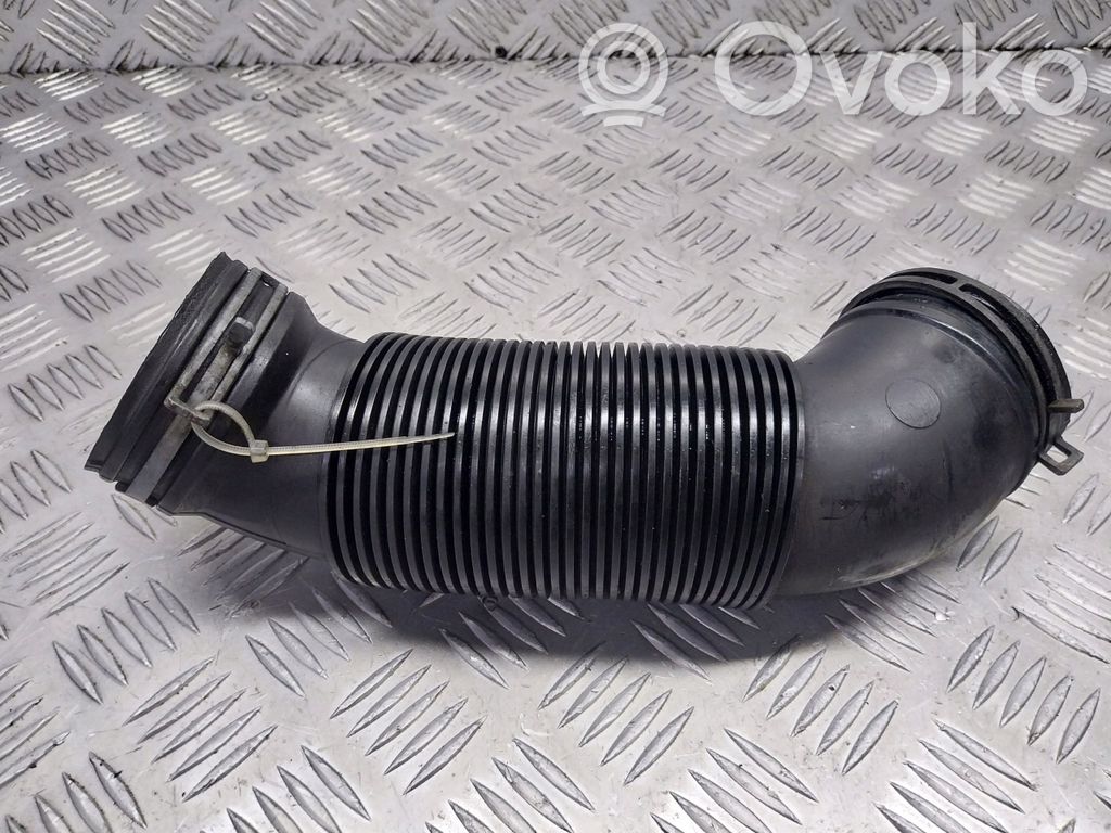 Skoda Fabia Mk2 (5J) Conductă/furtun admisie aer 