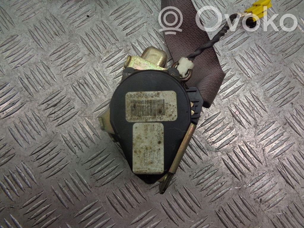 Chrysler PT Cruiser Cinturón trasero 