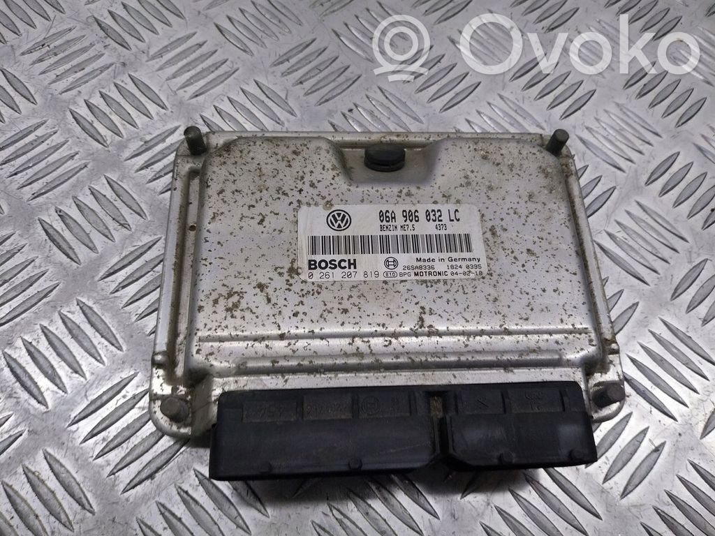Skoda Octavia Mk1 (1U) Engine control unit/module ECU 