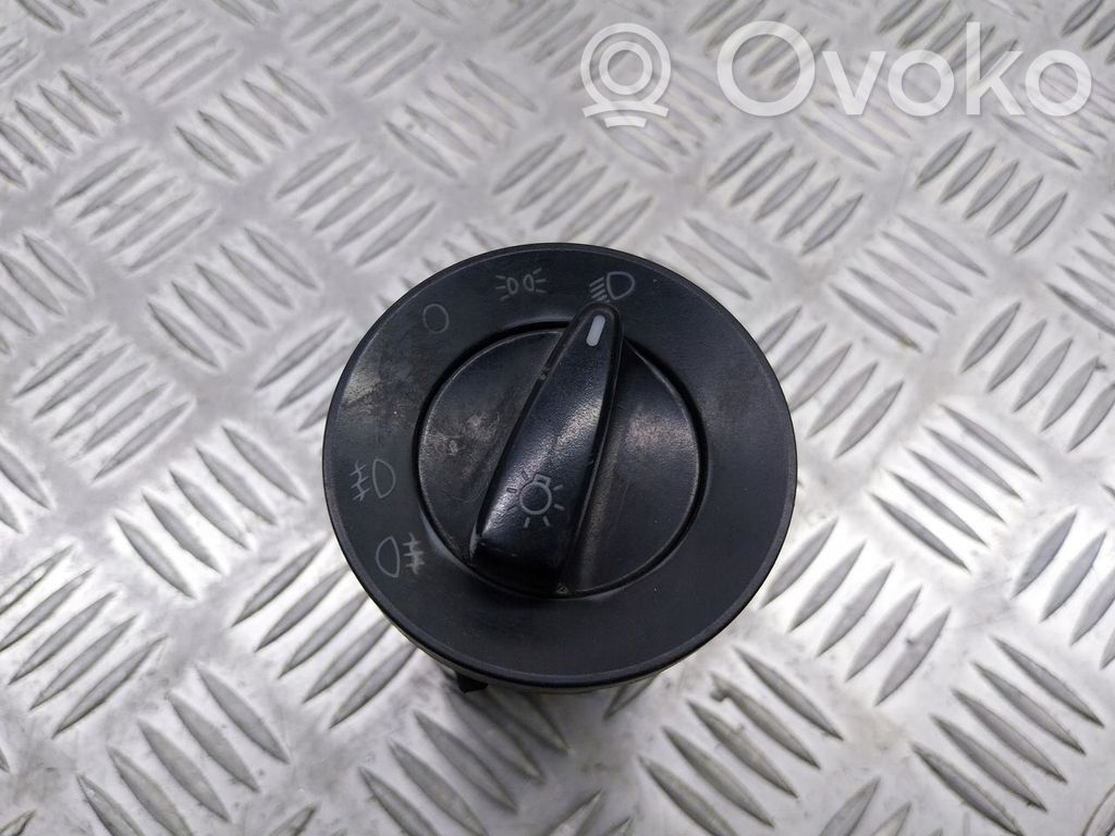 Interruptor de luz   1C0941531A