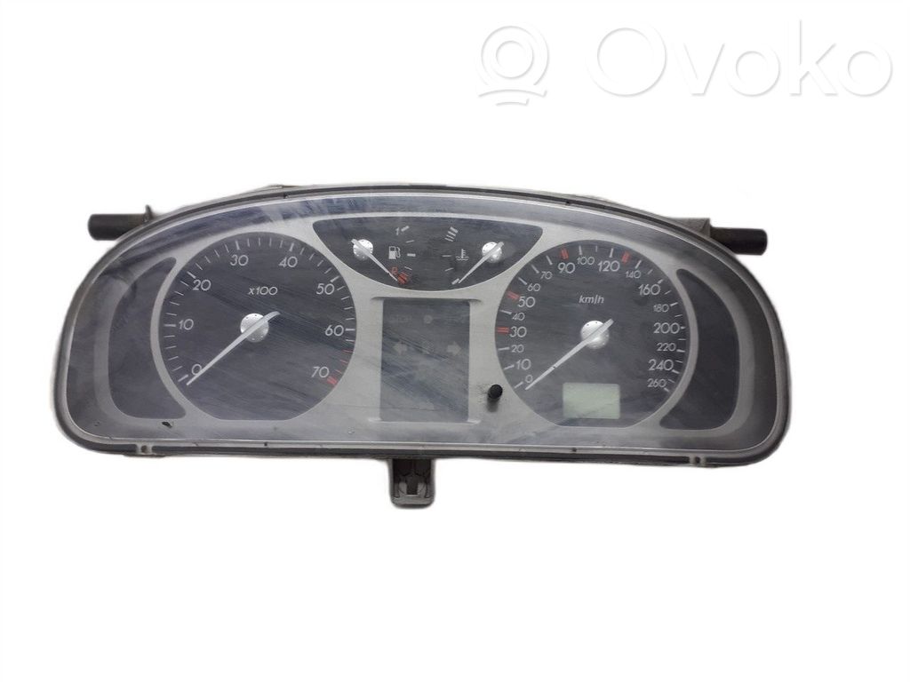 Renault Laguna II Tacómetro 