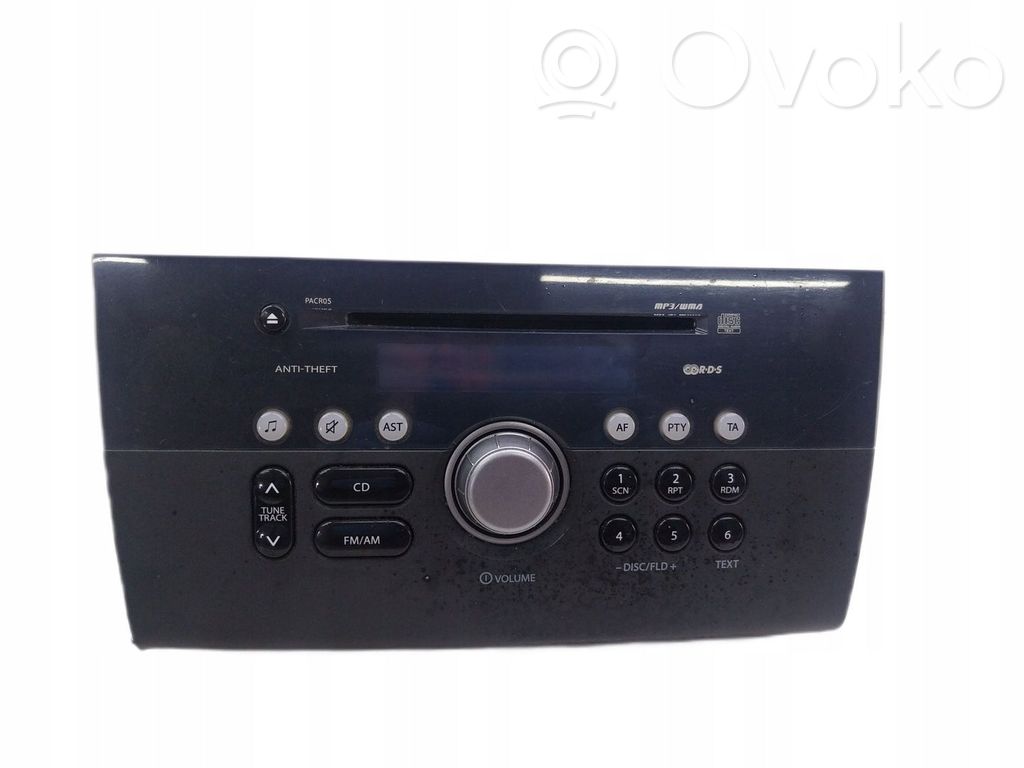 Panel / Radioodtwarzacz CD/DVD/GPS   3910162J2