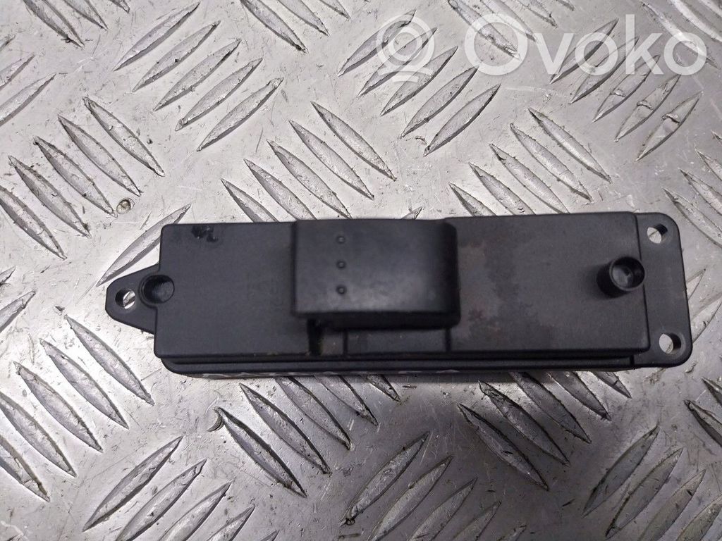 Mazda 3 I Interruptor del elevalunas eléctrico 