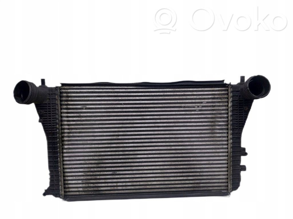 Seat Leon (1P) Chłodnica powietrza doładowującego / Intercooler