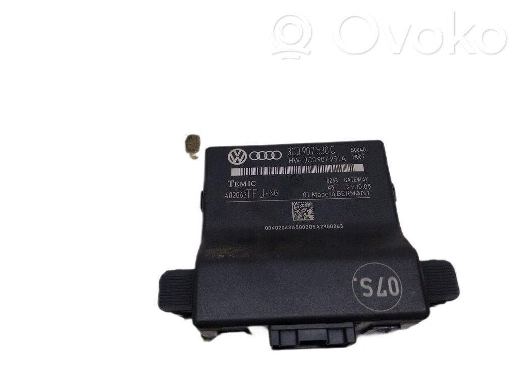 Volkswagen PASSAT B6 Czujnik otwarcia drzwi 