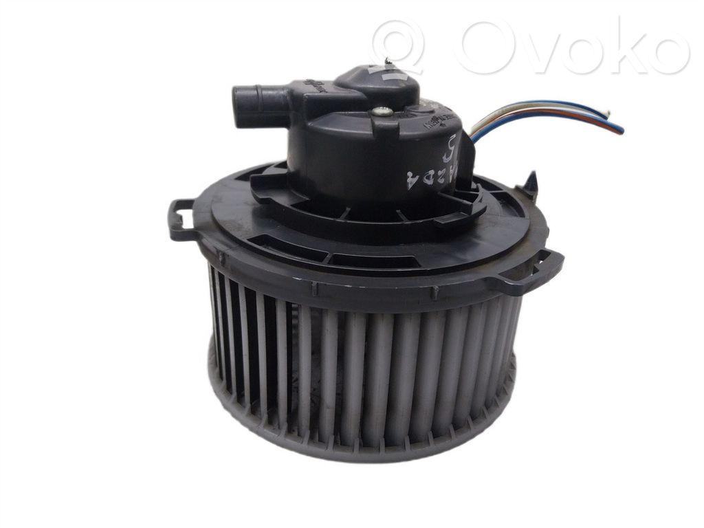Mazda 5 Moteur de ventilateur porte avant