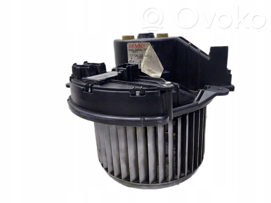 Fiat Bravo Silniczek dmuchawy drzwi 