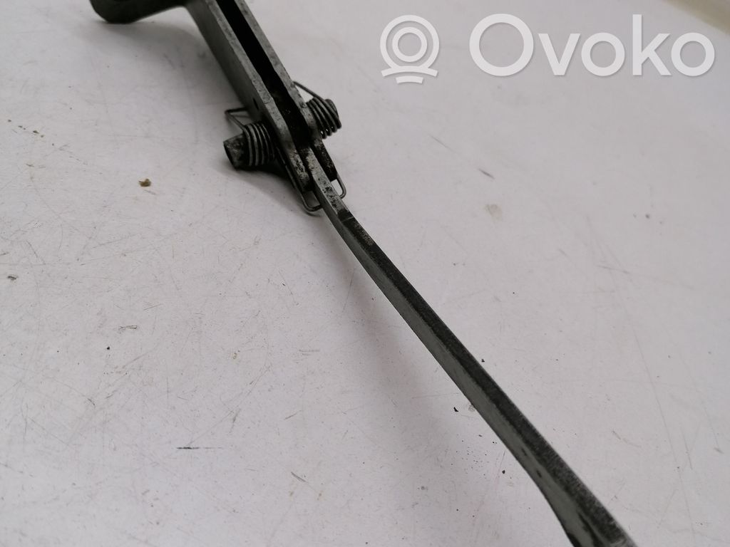 Opel Vivaro Ribotuvas galinių durų atvėrimo 