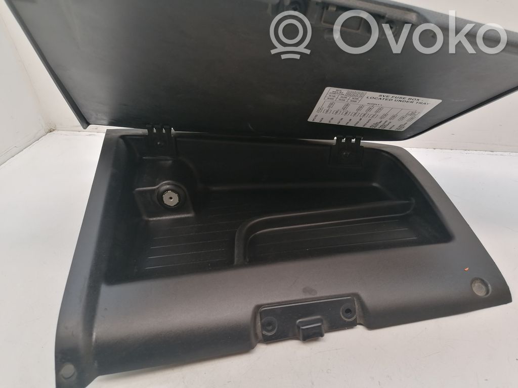 Ford Transit Kita panelės detalė 