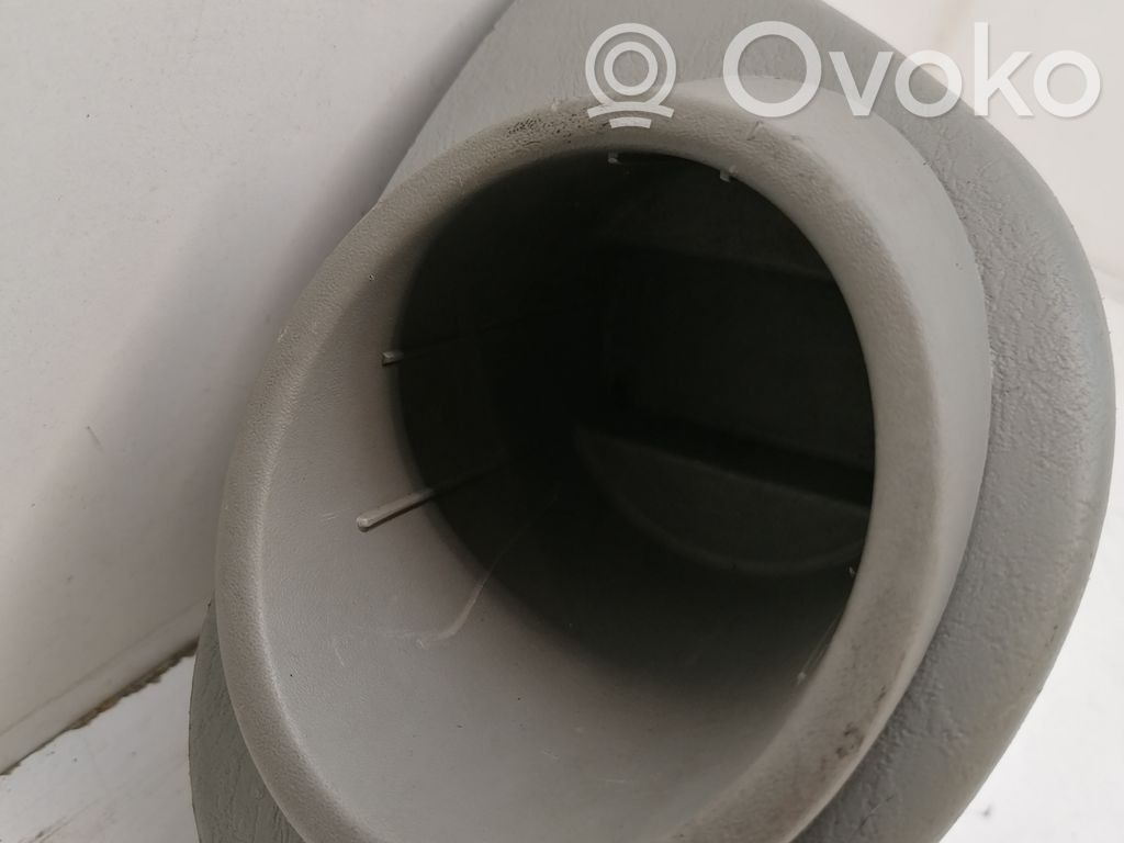 Opel Vivaro Muut kojelaudan osat 