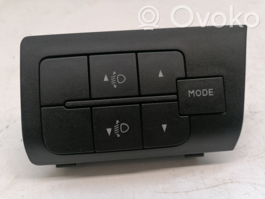 Fiat Ducato Headlight level height control switch 
