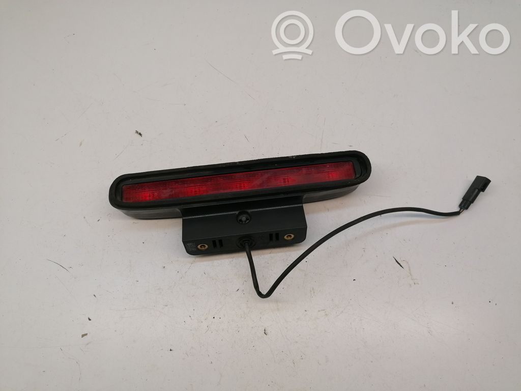 Ford Transit Third/center stoplight 