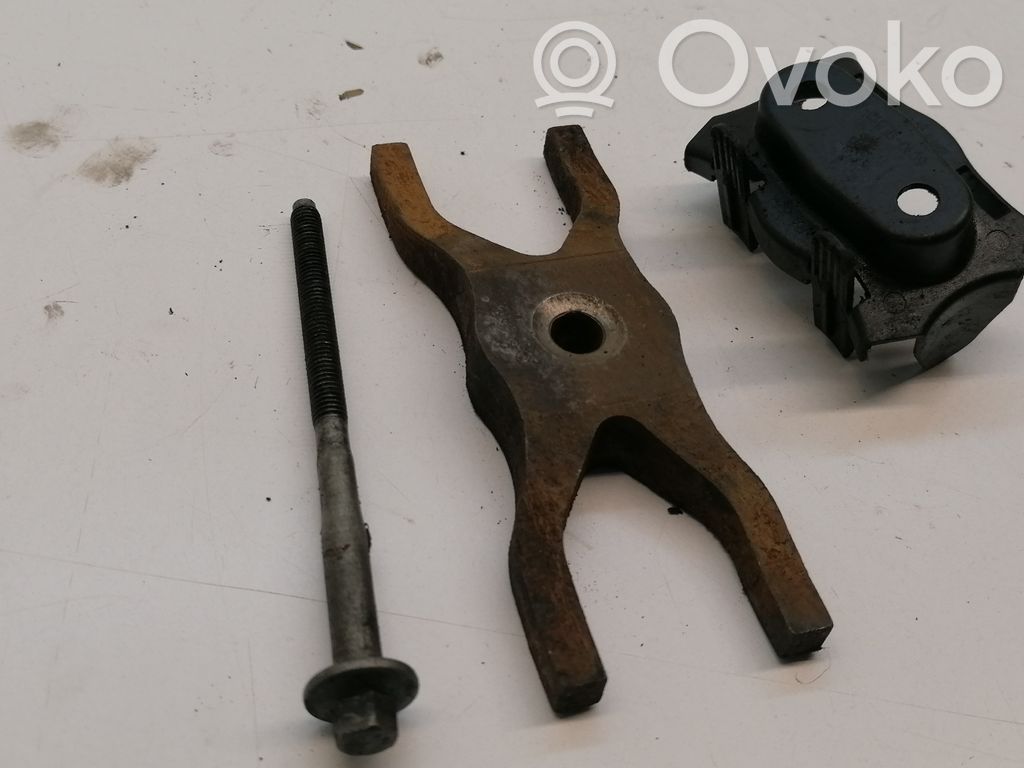 Ford Transit Abrazadera del inyector de combustible 