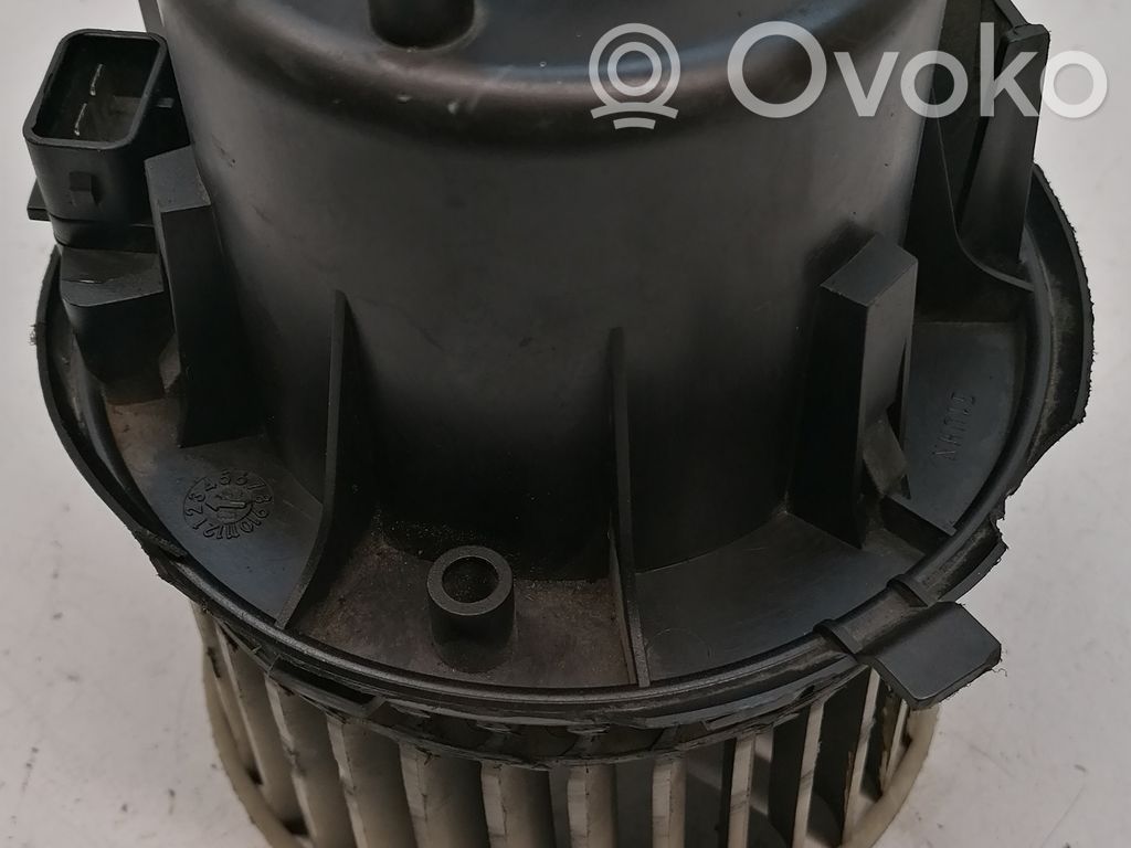Ford Transit Mazā radiatora ventilators 