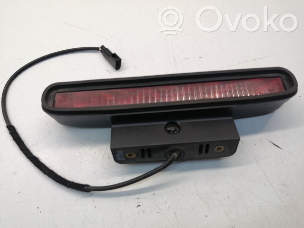Ford Transit Third/center stoplight 