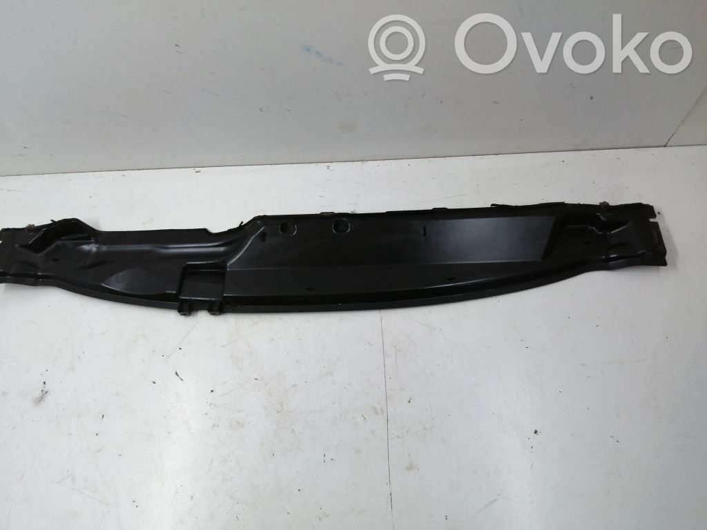 Konepellin verhoilu   4M51A01628AE