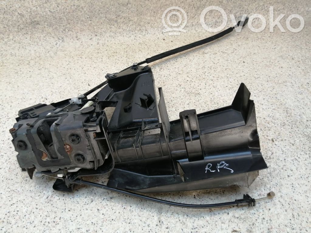Ford Focus Etuoven lukko 