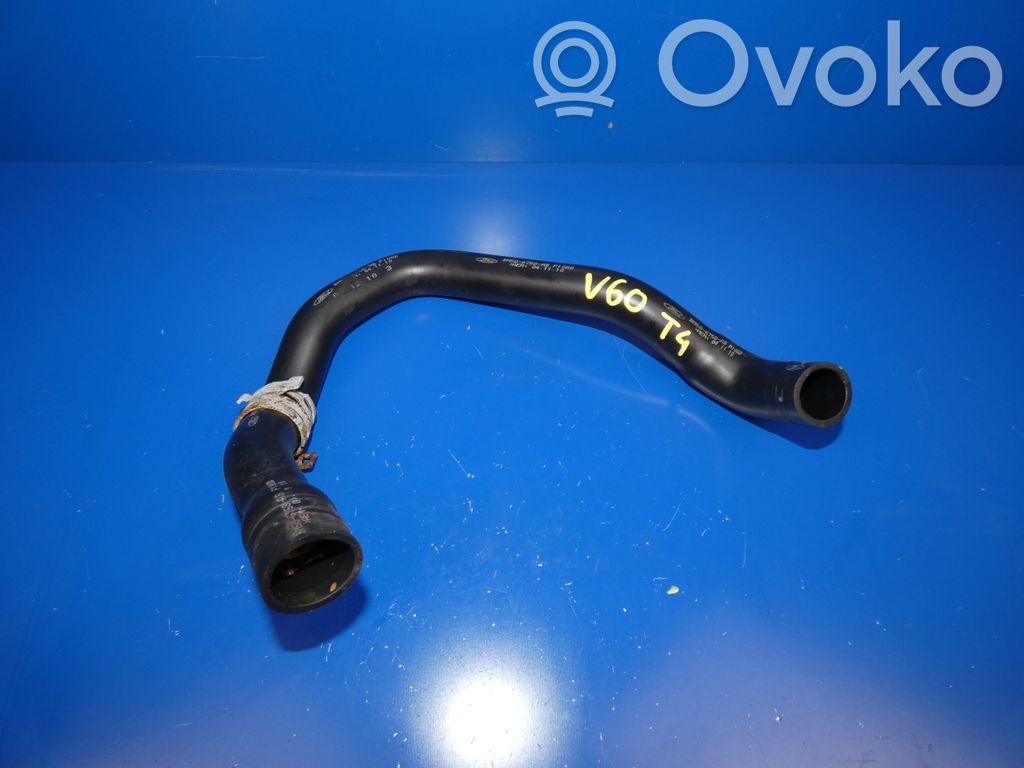 Volvo V60 Engine coolant pipe/hose 