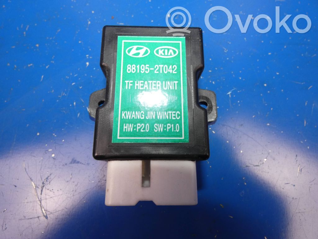 Seat control module   881952T042