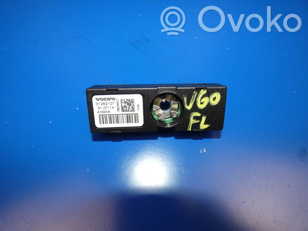 Volvo V60 Amplificator antenă aeriană 