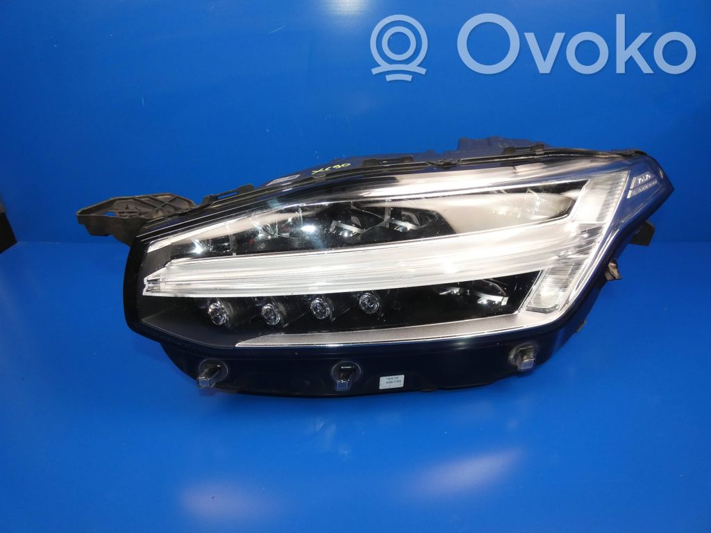 Volvo XC90 Scheinwerfer 