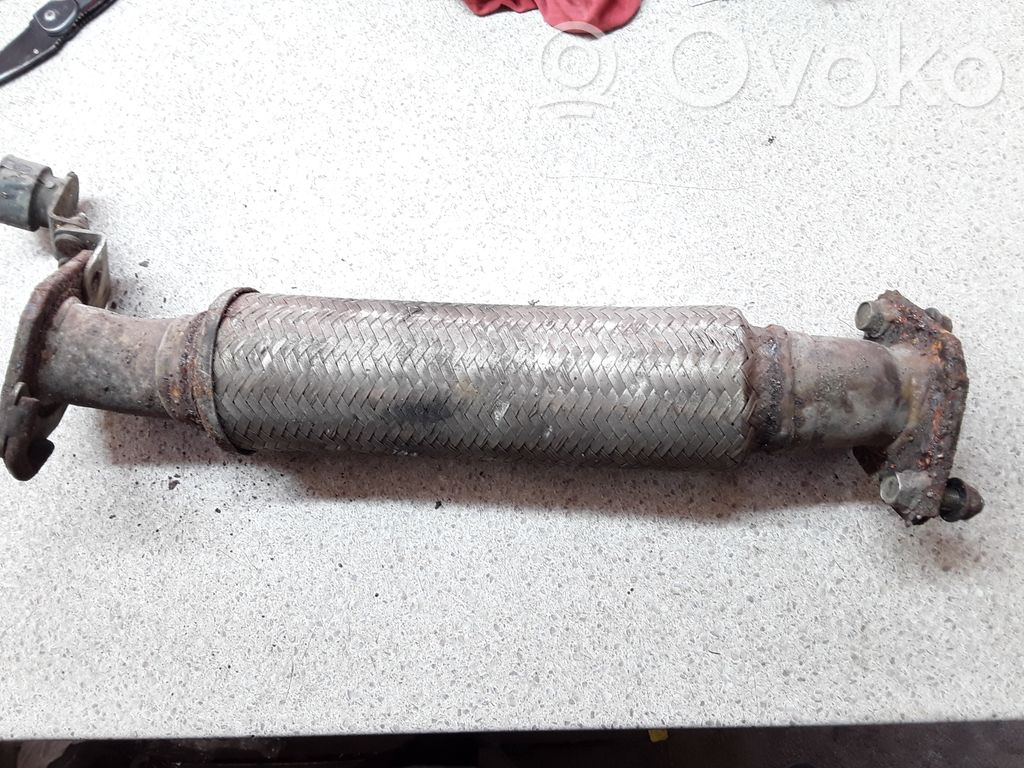 Conexión flexible del escape
