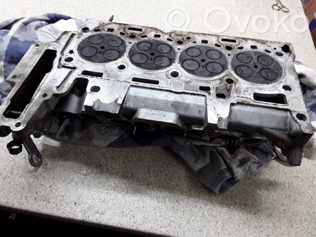 BMW 3 E90 E91 Engine head 