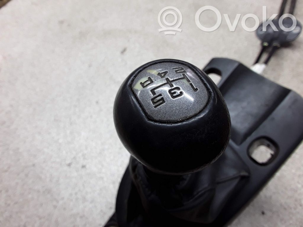 Ford Focus Gear shifter/selector 