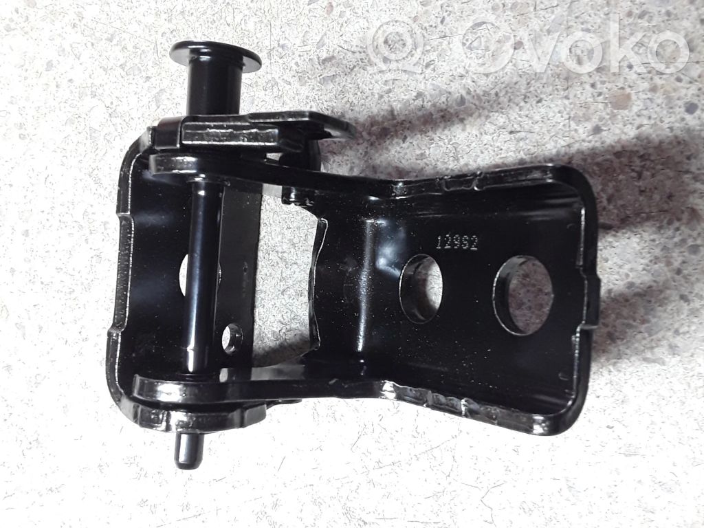 Peugeot 308 Front door upper hinge 