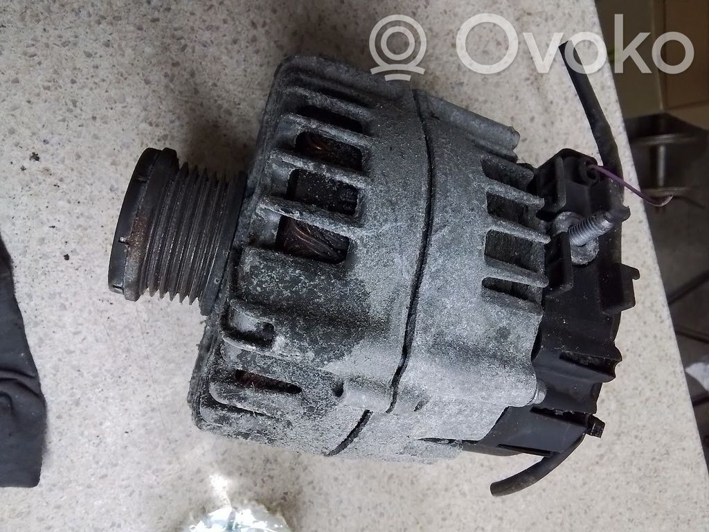 BMW 3 E90 E91 Generator/alternator 