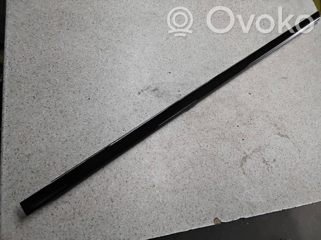 Mercedes-Benz C W205 Rear door trim (molding) 