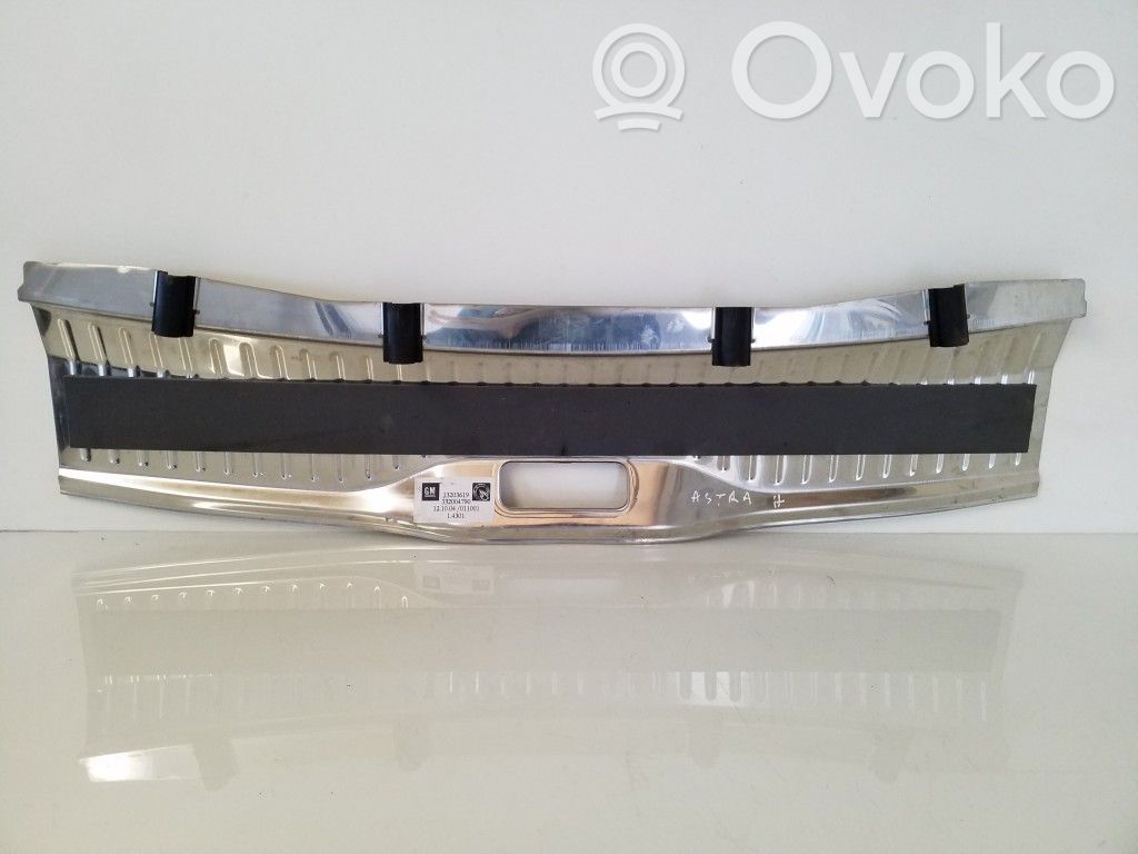 Opel Astra H Protector del borde del maletero/compartimento de carga 