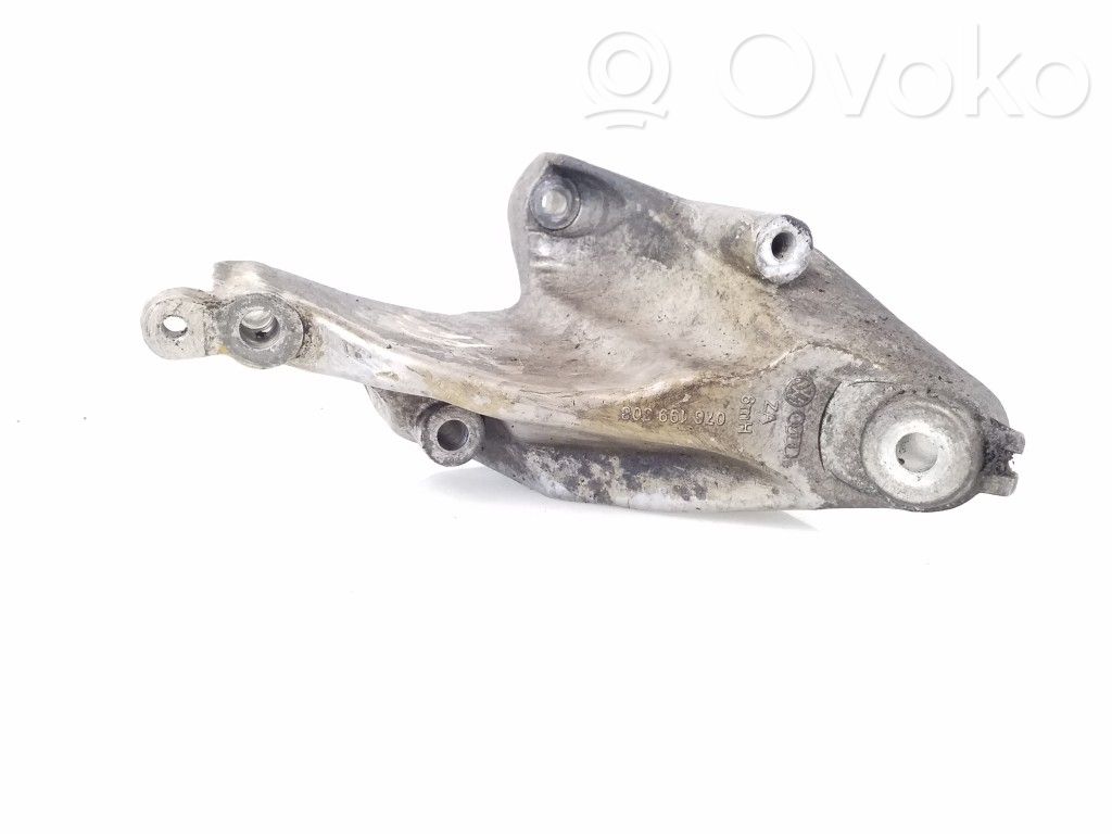 Volkswagen Crafter Engine mounting bracket 