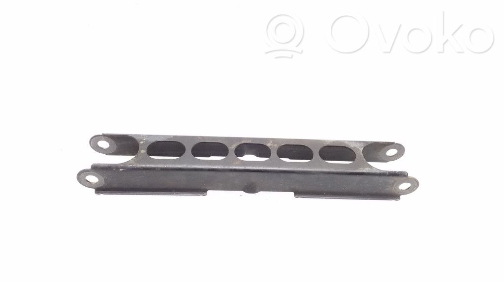 Rear control arm   6763477,676347703,10353212