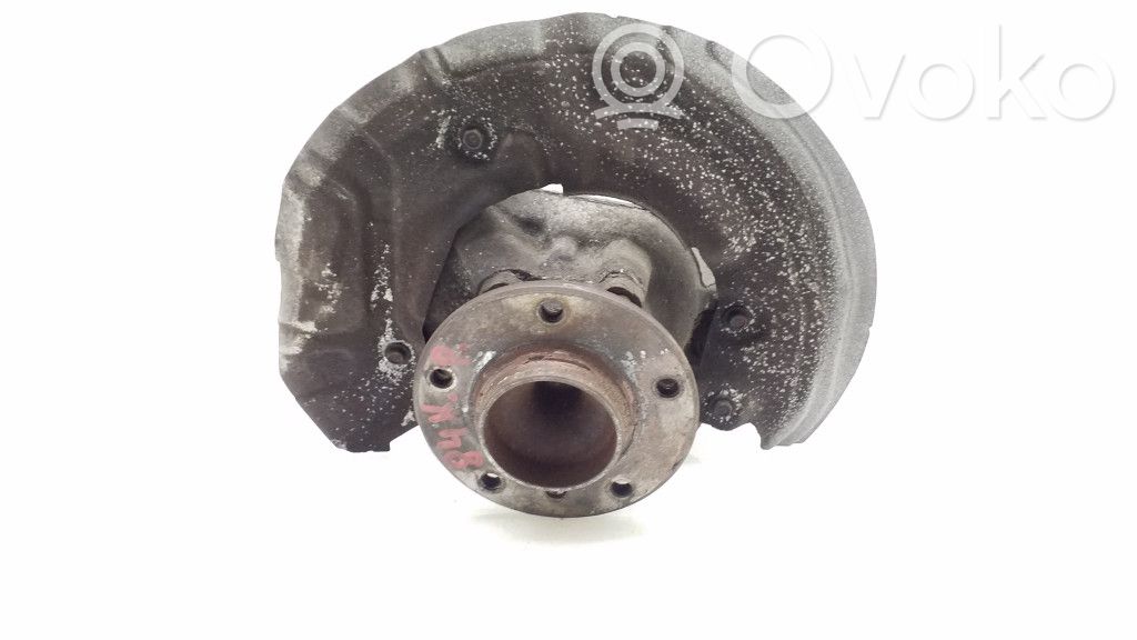 BMW 3 E90 E91 Front wheel hub 