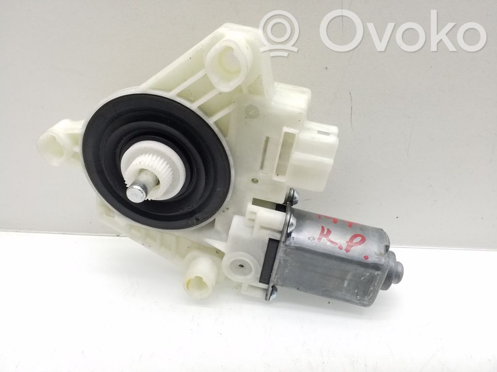 Mercedes-Benz C W205 Silnik regulatora szyby drzwi przednich 