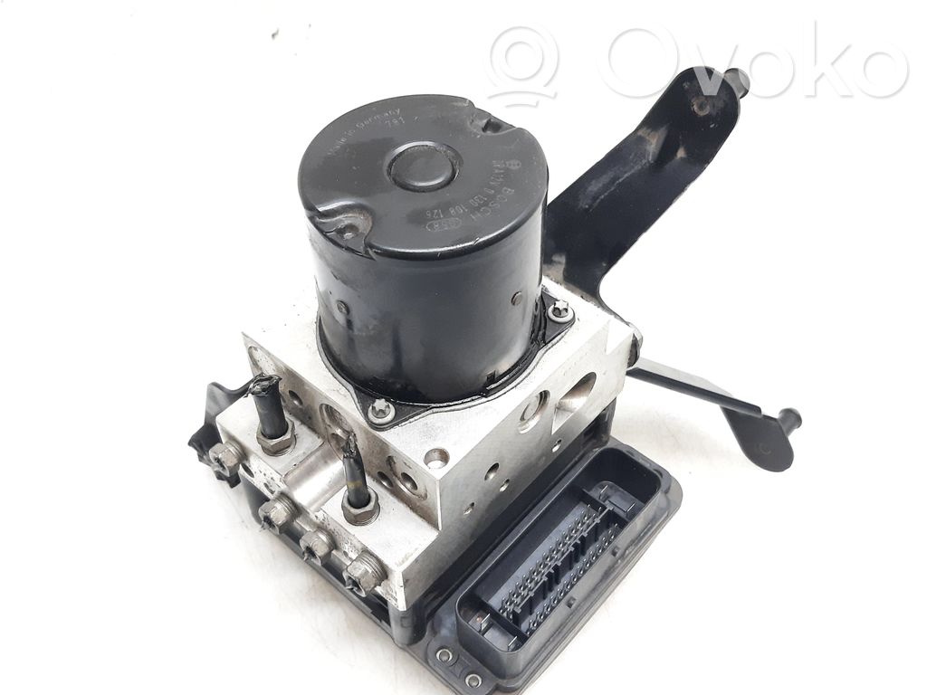 BMW 5 E60 E61 ABS Pump 
