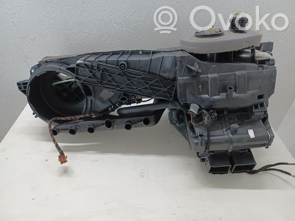 Volkswagen Golf V Interior heater climate box assembly 