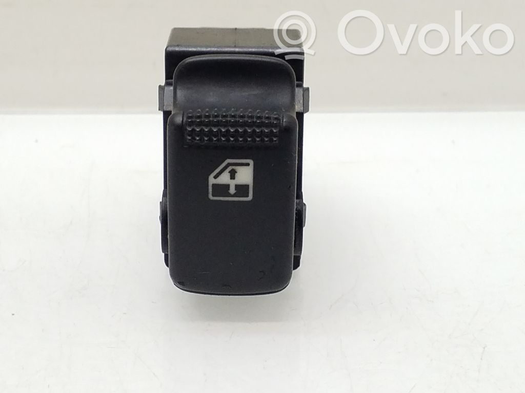Electric window control switch   041021