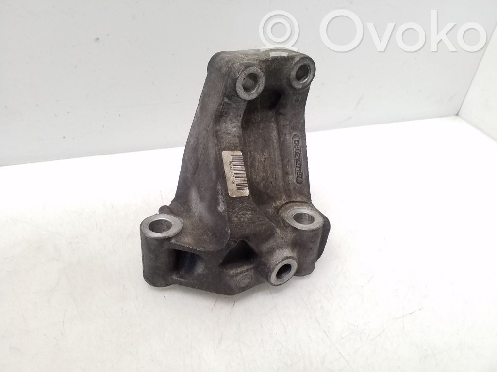 Engine mounting bracket   5802127137