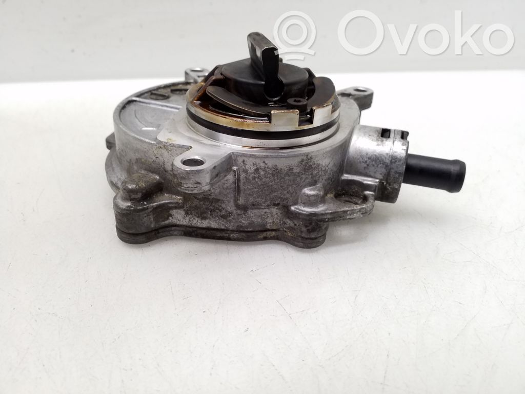 Audi A6 S6 C6 4F Vakuumo pompa 