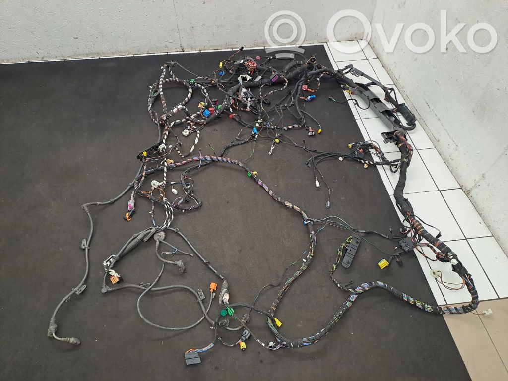 Otros cableados   5Q0937700C,5Q0937615C,5Q0937700B,5Q0973100J