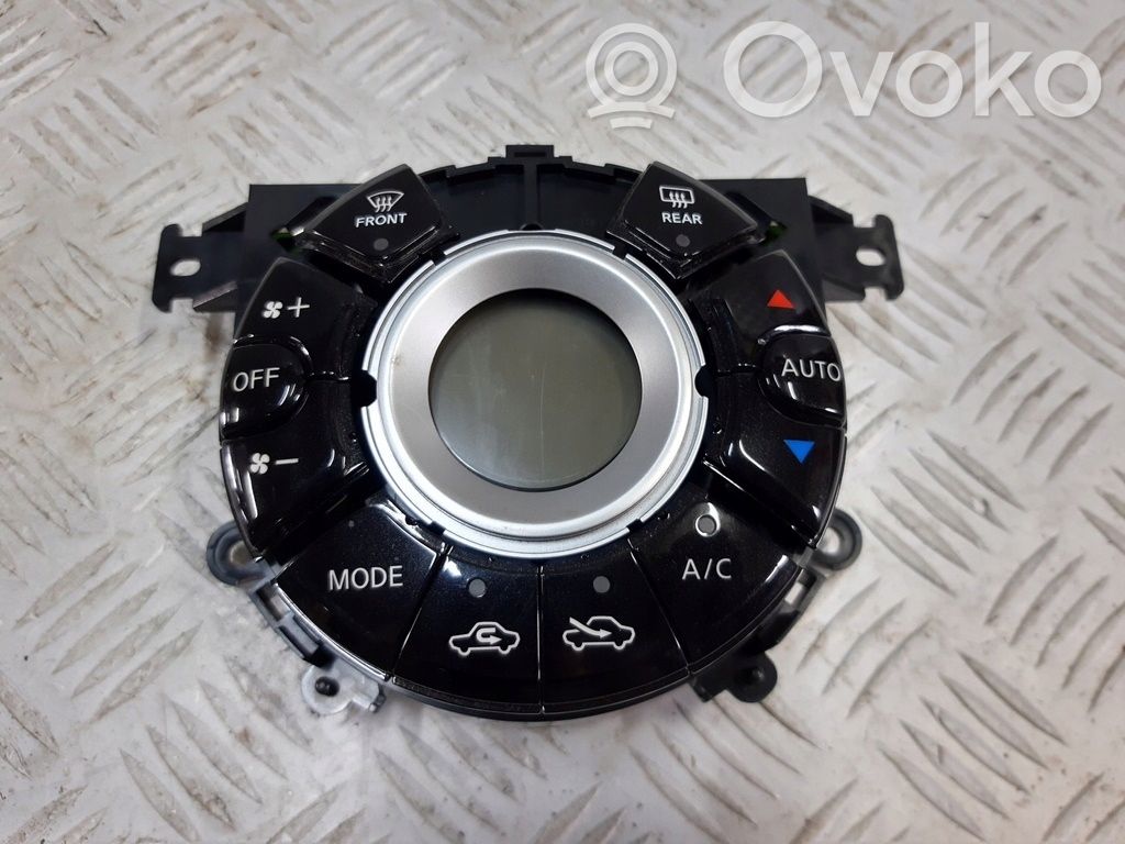 Nissan Note (E12) Climate control unit 