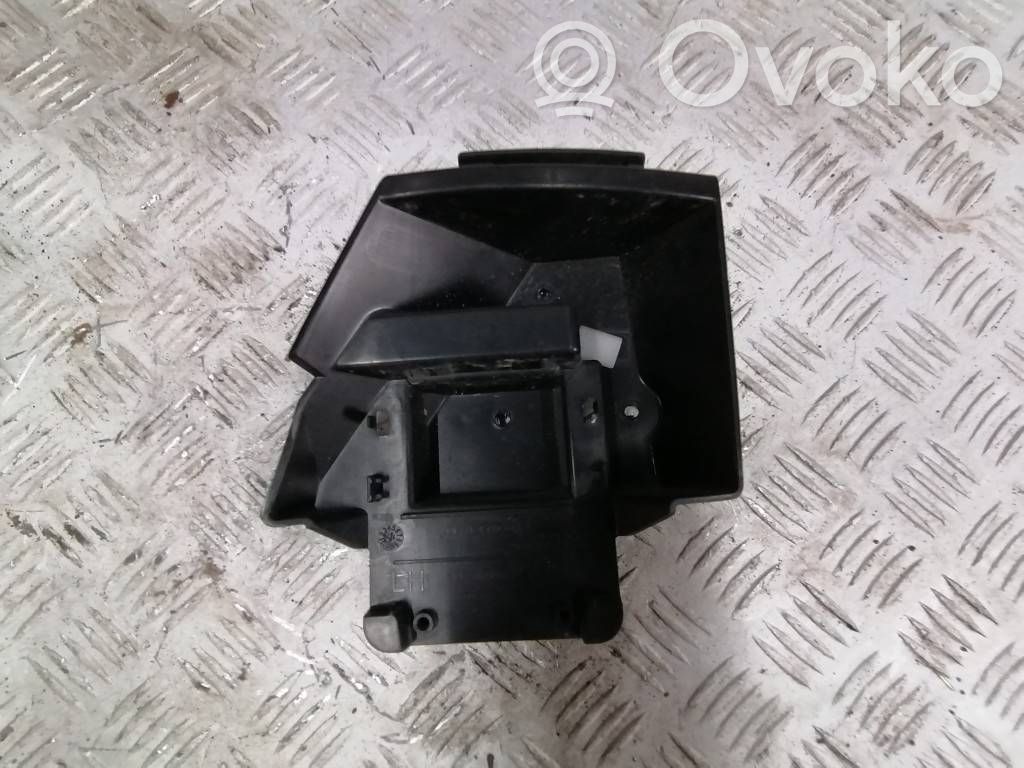 Ford Focus Aizmugurējā bufera montāžas kronšteins 