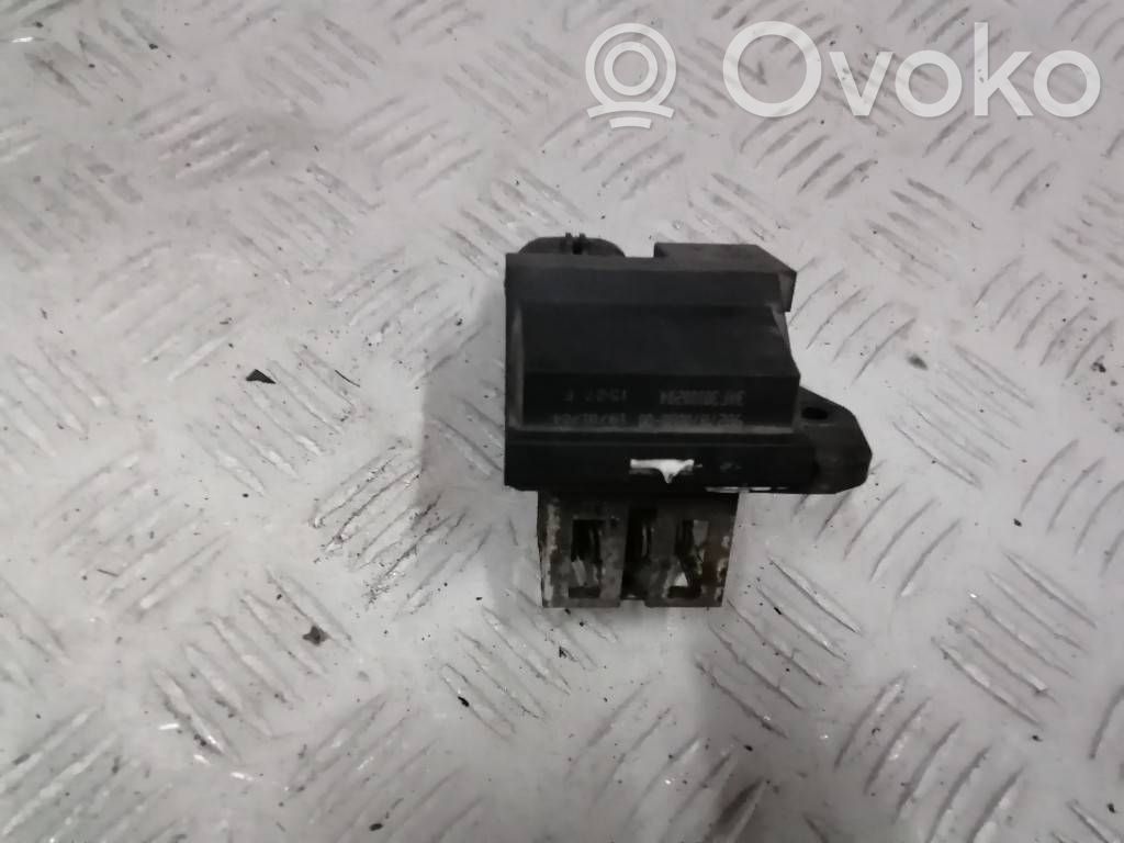 Opel Crossland X Heater blower motor/fan resistor 