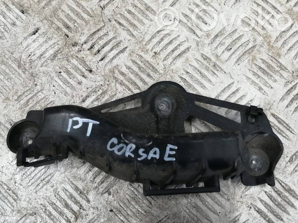 Opel Corsa E Galinis laikiklis bamperio 
