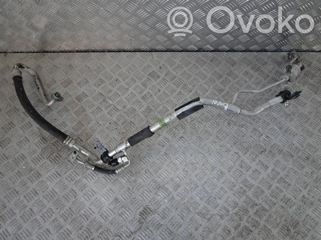 Air conditioning (A/C) pipe/hose   DX1T1CWFAA02
