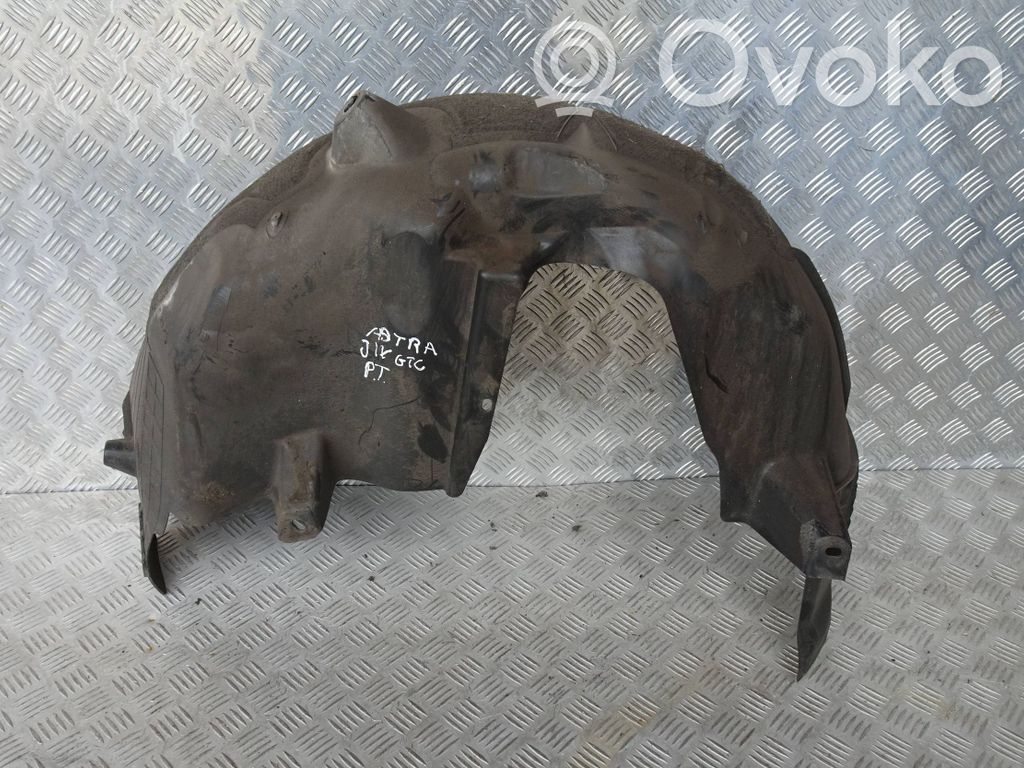 Opel Astra J Rivestimento paraspruzzi parafango posteriore 