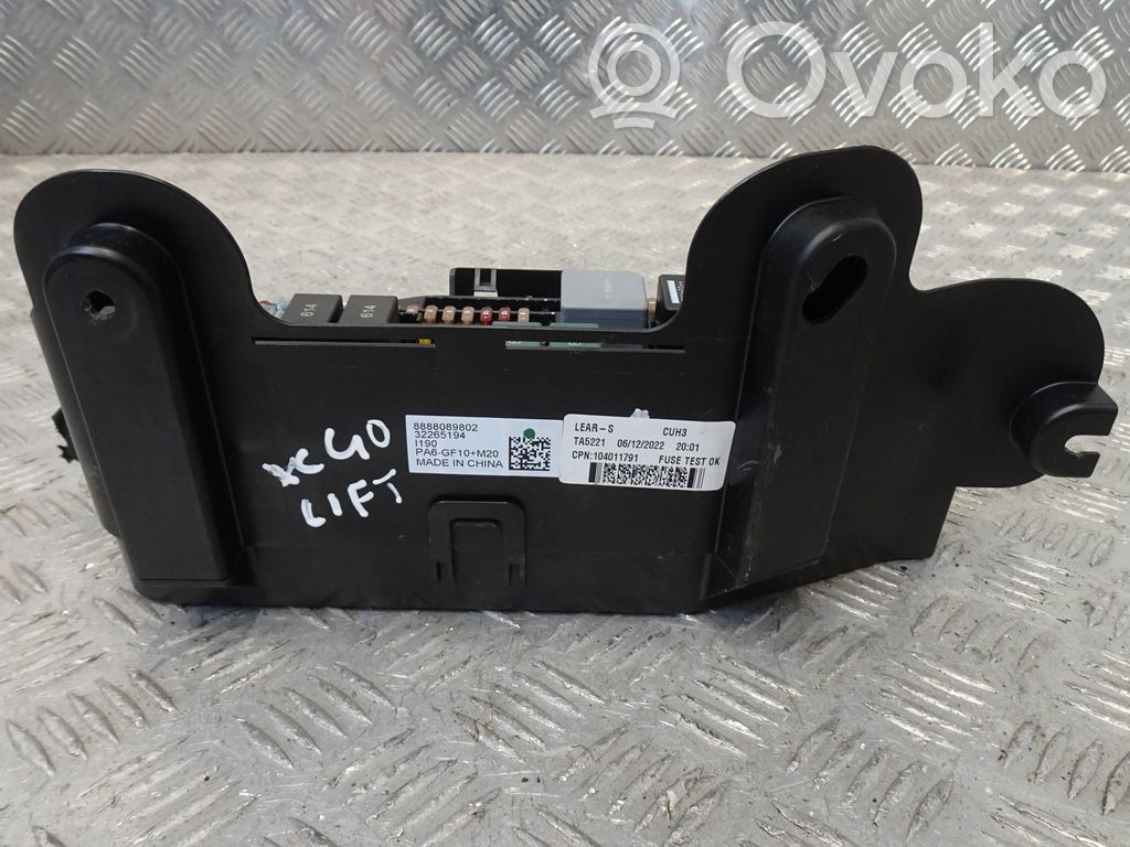 Volvo XC40 Juego de caja de fusibles 