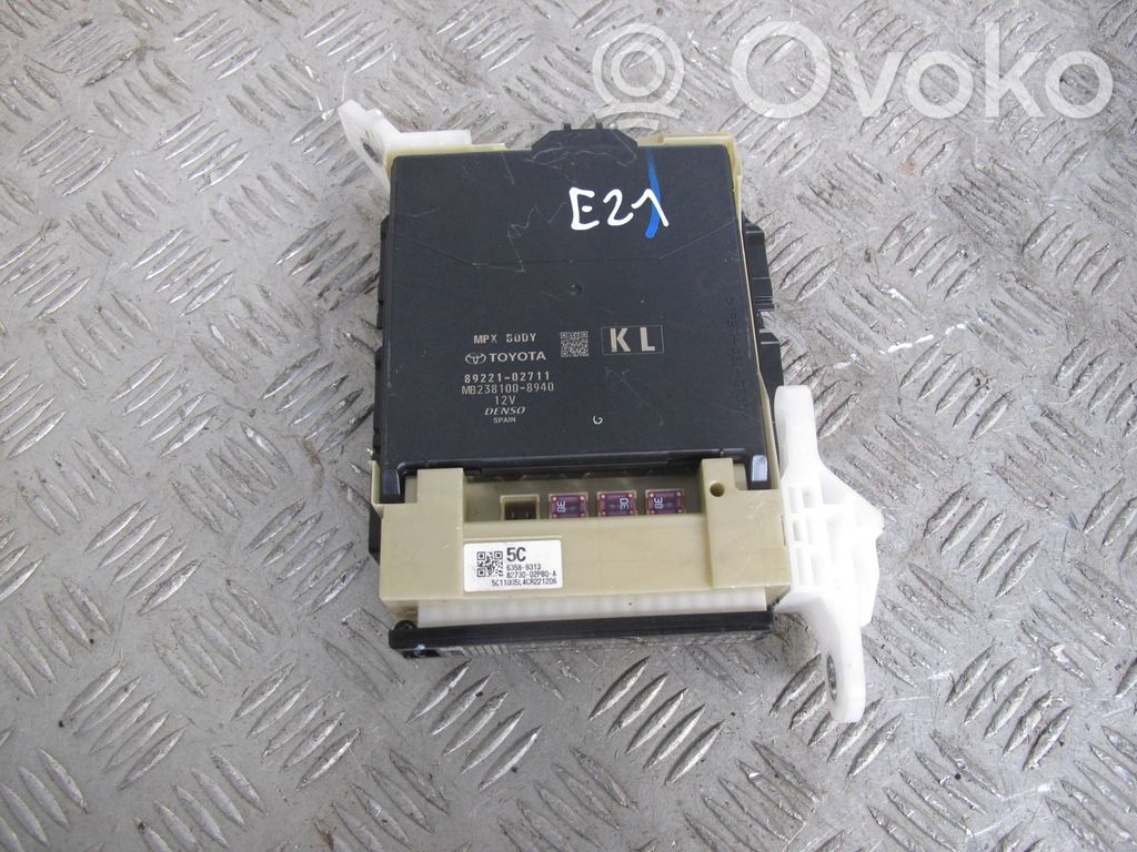 Toyota Corolla E210 E21 Drošinātāju bloks 